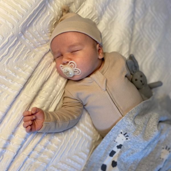 AC9C1BD2-1787-4EAE-B24D-47526734FF08