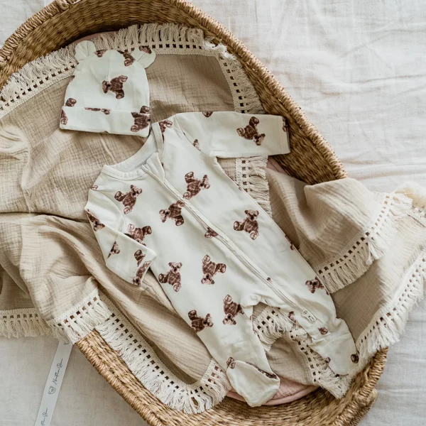 Organic Sleepsuit & Hat - Bear Pattern